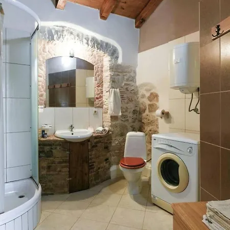 Fuer 8 Personen Und 2 In Banj, Dalmatien Inseln Vor Zadar Holiday home *